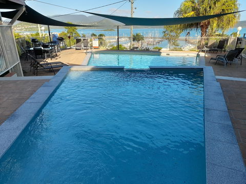 Airlie Apartments - Accommodation Noosa 0