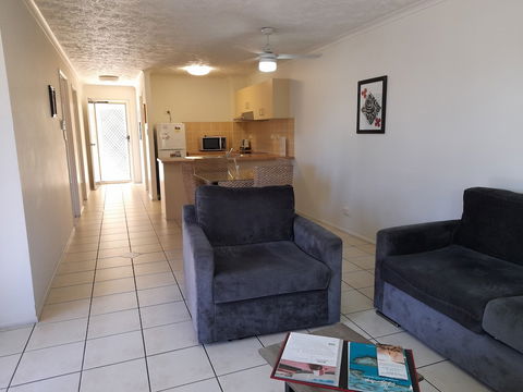 Airlie Apartments - Accommodation Noosa 3