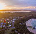 Angourie Blue 7 stroll to surfing beaches. - Accommodation Noosa