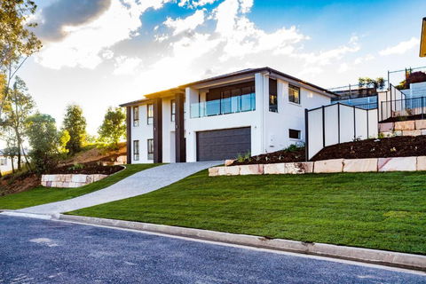 Executive Home Accomodation - Accommodation Noosa 4