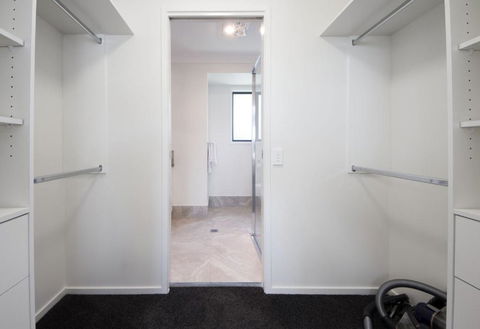 Executive Home Accomodation - Accommodation Noosa 1