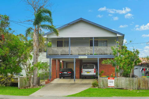 Bellhaven 2 17 Willow Street - Accommodation Noosa 1
