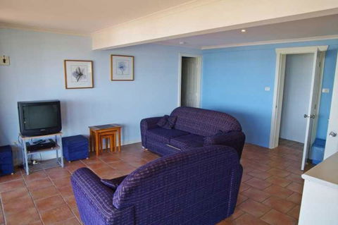 Cooinda 17 Dulconghi Street - Accommodation Noosa 6