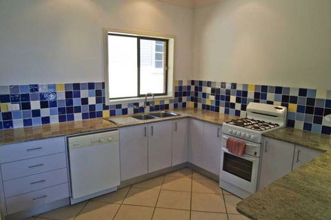 Cooinda 17 Dulconghi Street - Accommodation Noosa 1