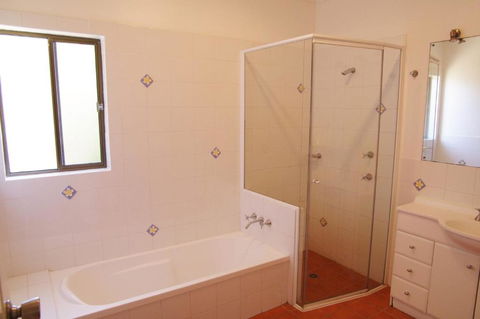 Cooinda 17 Dulconghi Street - Accommodation Noosa 4