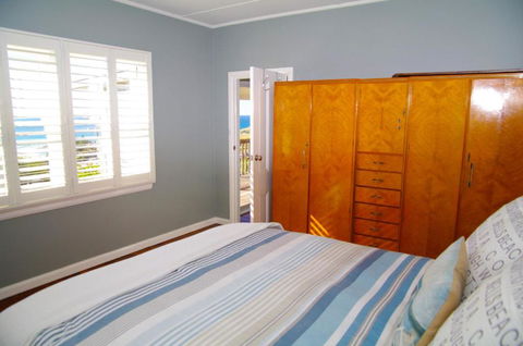 Awesome View 4 View Street - Accommodation Noosa 1