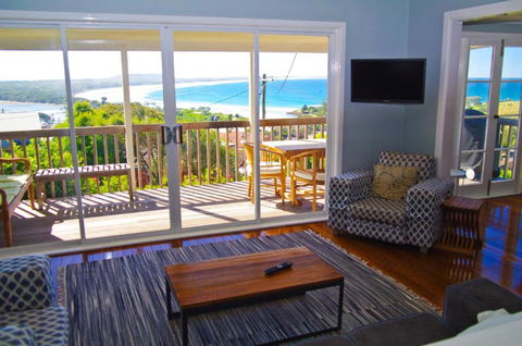 Awesome View 4 View Street - Accommodation Noosa 5