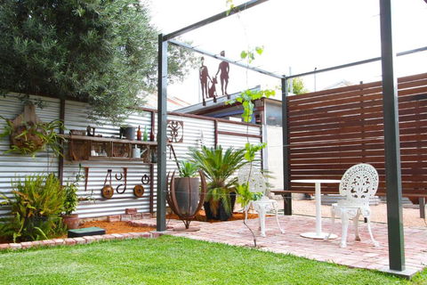 Wentworth Wharf B & B - Accommodation Noosa 6