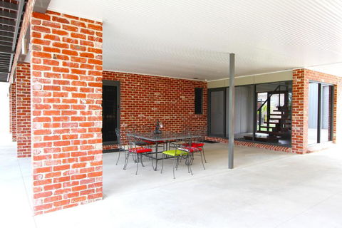 Wentworth Wharf B & B - Accommodation Noosa 5