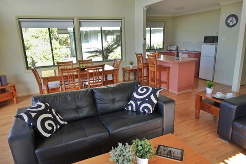 SkyView Villa - Accommodation Noosa 5