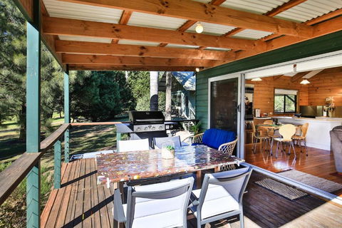 Siver Cabin - Accommodation Noosa 1