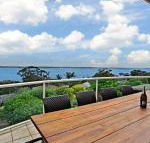 The Bay 25 Wallawa Rd huge home with aircon spectacular views  chromecast - Accommodation Noosa