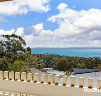 Spectacular views  Sleeps 12 - Accommodation Noosa