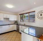 Spacious Modern  Walk to the Beach - Accommodation Noosa
