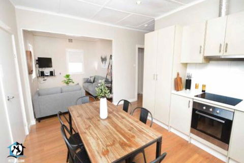 Just Renovated 2BR Cottage In Heart Of Wentworth - Accommodation Noosa 4