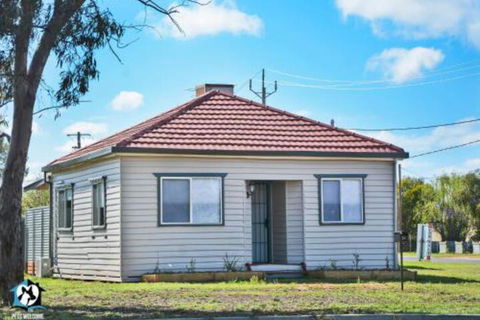 Just Renovated 2BR Cottage In Heart Of Wentworth - Accommodation Noosa 3