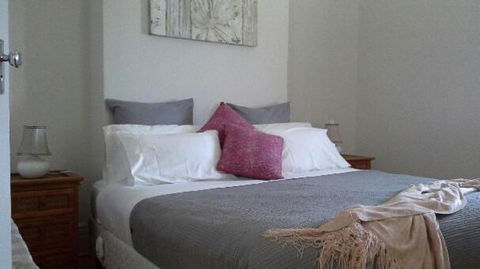 Book Keepers Cottage - Accommodation Noosa 4