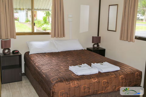 Esk Caravan Park & Motel - Accommodation Noosa 5