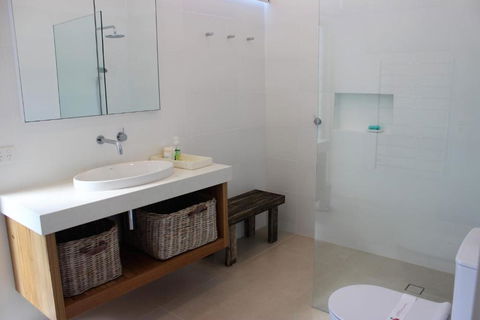 5 On COAST - Accommodation Noosa 2