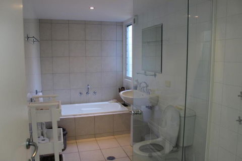 5 On COAST - Accommodation Noosa 4