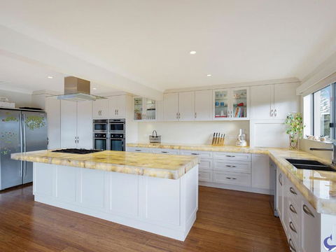 106 Ocean Parade Dalmeny - Accommodation Noosa 1