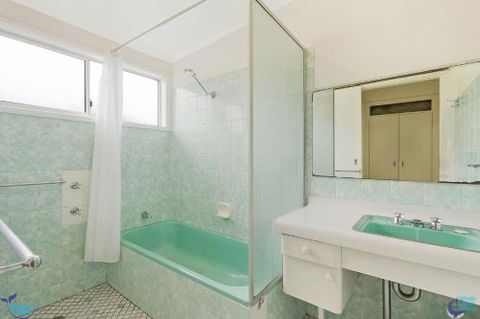 22 Dulling Street Beach House - Accommodation Noosa 4