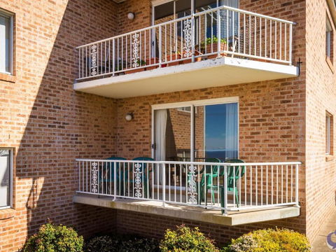 Countess Court Unit Great Ocean Views - Accommodation Noosa 5