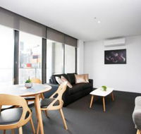 Immaculate 2BR with 2 Bathroom Private Unit in CBD - Accommodation Noosa