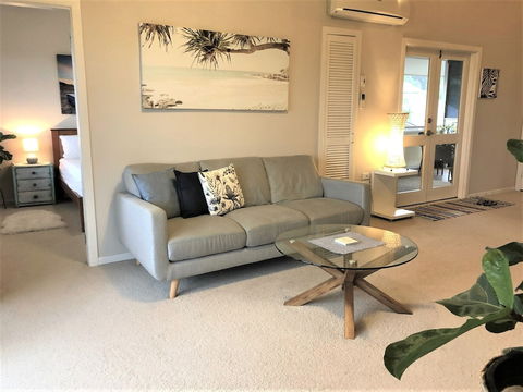 Hastings Cove Apartment - Accommodation Noosa 5