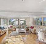 Karinya at Little Beach Upstairs - Accommodation Noosa