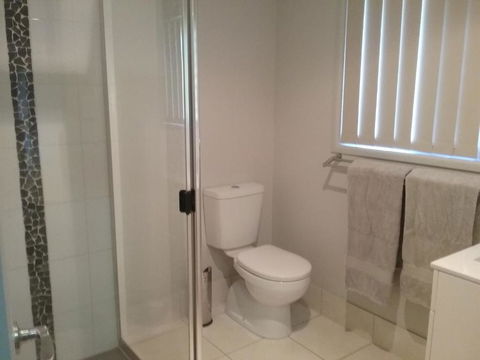 Banksia & Acacia Apartments - Accommodation Noosa 6
