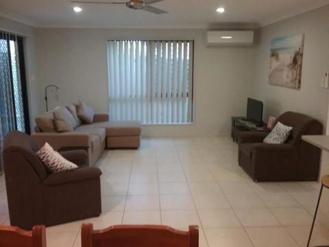 Banksia & Acacia Apartments - Accommodation Noosa 4
