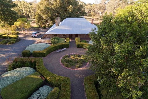 Jacobs Estate Cottage - Accommodation Noosa 0
