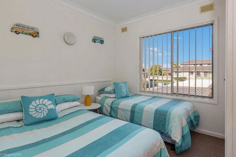 Jamaica Holiday Units - Accommodation Noosa 3