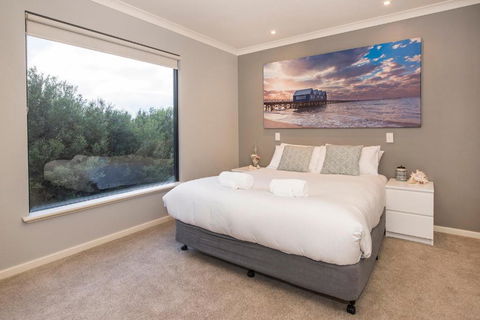 Top Of The Hill - Accommodation Noosa 4