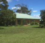 At HOME on HOLMES - Accommodation Noosa