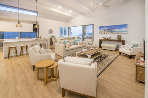 Bay View Retreat - Accommodation Noosa 6