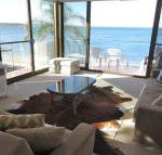 13 Harbourside 3 7 Soldiers Point Road fantastic waterfront unit - Accommodation Noosa