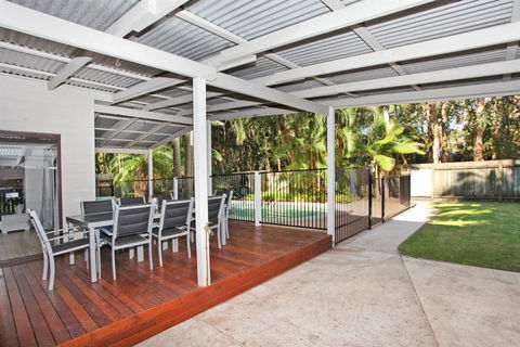 FABULOUS HOLIDAY HIDEAWAY COOLUM BEACH - Accommodation Noosa 4