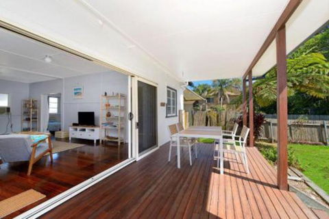 Herbs Hideaway 11 Belmore Street - Accommodation Noosa 0