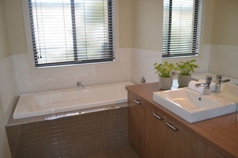 Tempo Place Mulwala - Accommodation Noosa 1