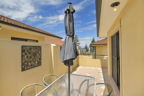 Seychells Toowoon Bay - Accommodation Noosa 2