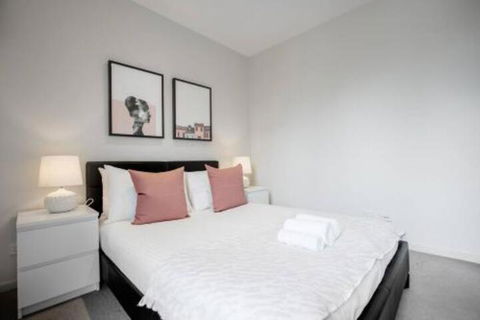 67RoseBellLv35at1bd1bthFree TramGarden - Accommodation Noosa 2