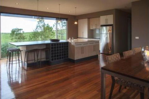 THE Lake House - Surf Side - Accommodation Noosa 0