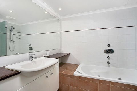 HAMP1 Bright Apartment In Cremorne - Accommodation Noosa 3