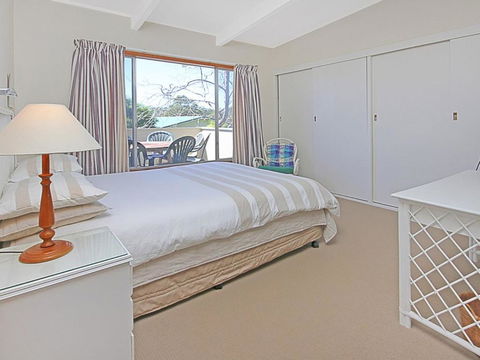 REST ASHORE At MOLLYMOOK - Accommodation Noosa 5
