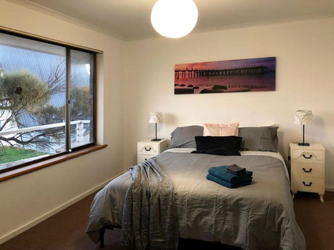 The Castle - Accommodation Noosa 2