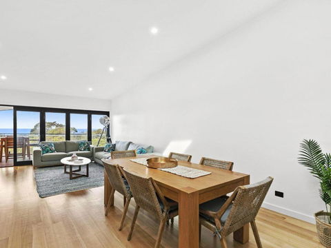 POINT BREAK NEW LISTING 2019 - Accommodation Noosa 1
