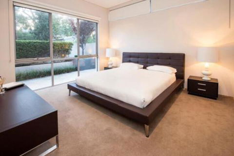 Opulent Oasis - Accommodation Noosa 4