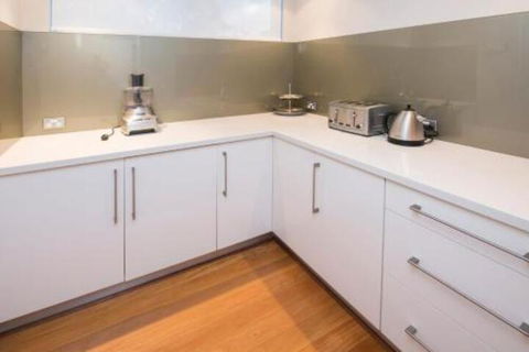 Opulent Oasis - Accommodation Noosa 6